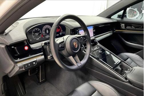 2024 Porsche Panamera