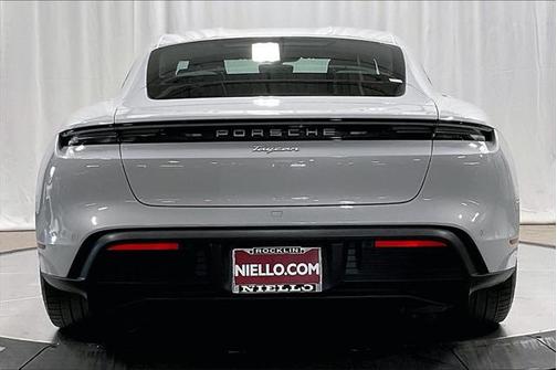 2025 Porsche Taycan 4
