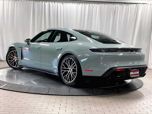 2025 Porsche Taycan GTS