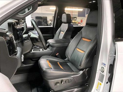 2024 GMC Sierra 2500 AT4