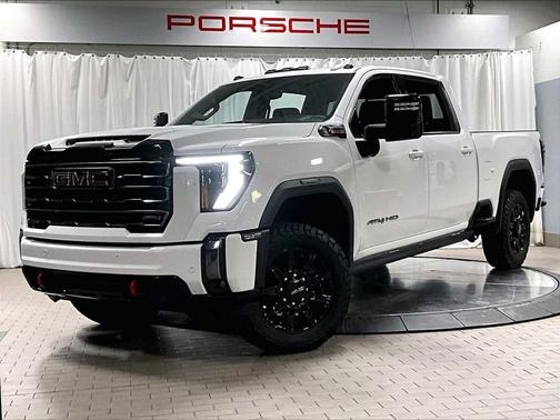 2024 GMC Sierra 2500 AT4