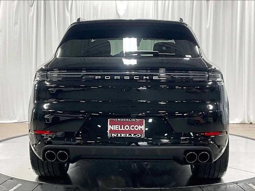 2026 Porsche Cayenne Cayenne