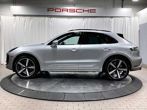 2024 Porsche Macan GTS