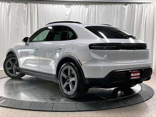 2024 Porsche Macan 4