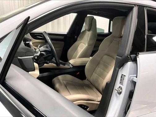 2024 Porsche Macan 4