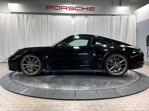 2024 Porsche 911 Carrera