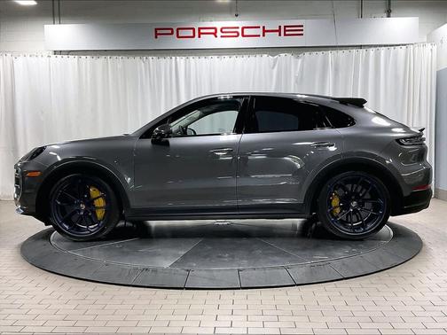 2026 Porsche Cayenne Turbo GT