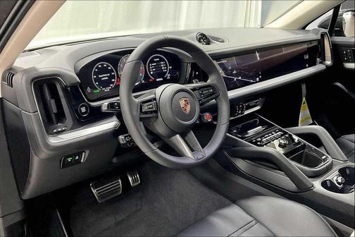 2026 Porsche Cayenne Turbo GT