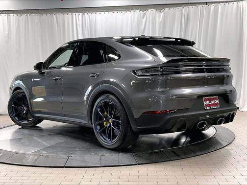 2026 Porsche Cayenne Turbo GT