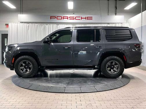 2023 Jeep Wagoneer Series II Carbide 4x4