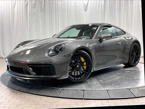 2024 Porsche 911 Carrera GTS