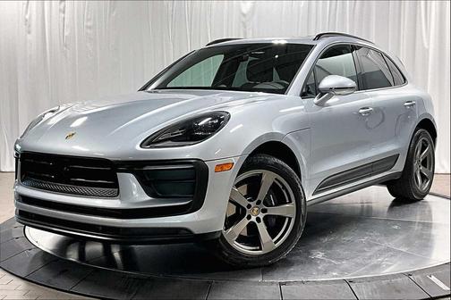 2025 Porsche Macan AWD