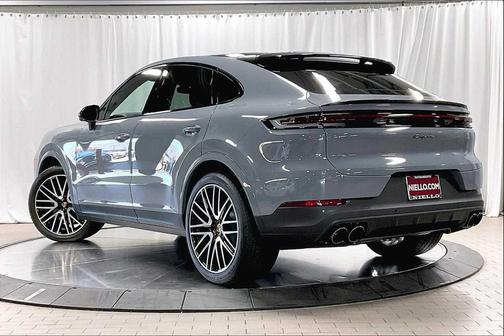 2025 Porsche Cayenne Coupe AWD