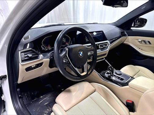 Alpine White 2022 BMW 330 330i
