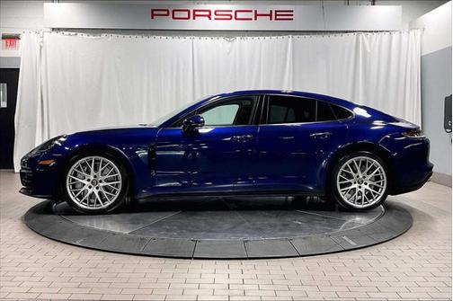2021 Porsche Panamera
