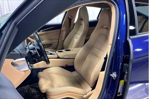 2021 Porsche Panamera