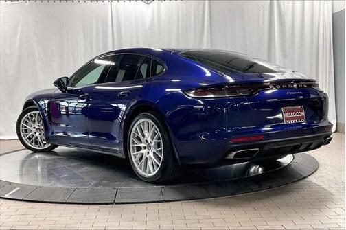 2021 Porsche Panamera