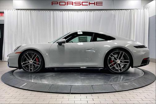 2025 Porsche 911 Carrera S