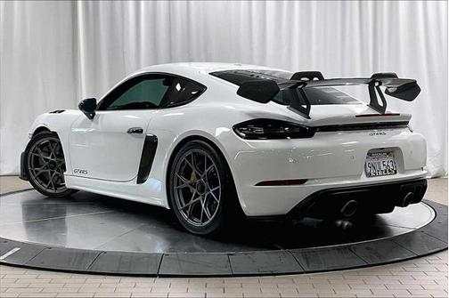 2024 Porsche 718 Cayman GT4 RS