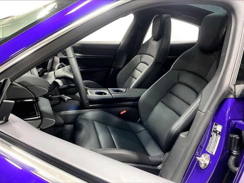 2026 Porsche Taycan 4S