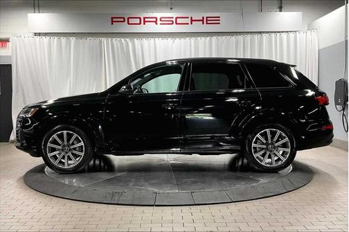 2024 Audi Q7 45 Premium Plus