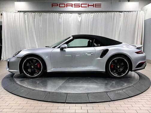 2018 Porsche 911 Turbo