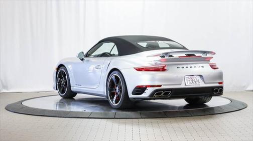 2018 Porsche 911 Turbo