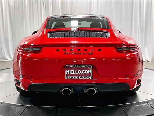 2017 Porsche 911 Carrera 4S
