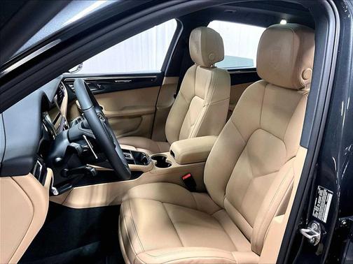 2026 Porsche Macan Macan S