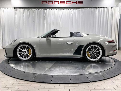 2019 Porsche 911 Speedster