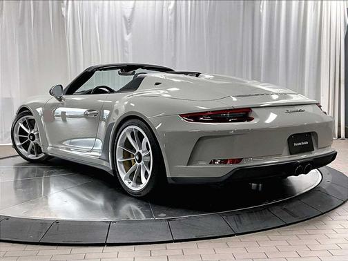 2019 Porsche 911 Speedster
