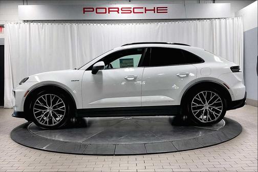 2025 Porsche Macan Electric