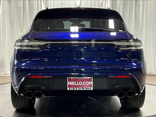 2025 Porsche Macan Macan