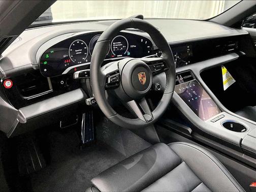 BLACK 2026 Porsche Taycan Black Edition