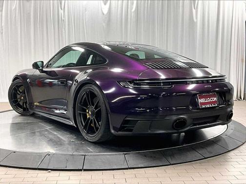 2023 Porsche 911 Carrera GTS