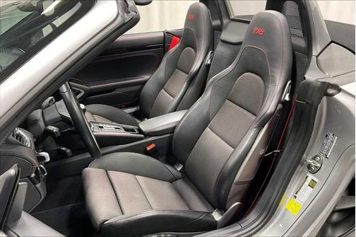 2023 Porsche 718 Boxster T
