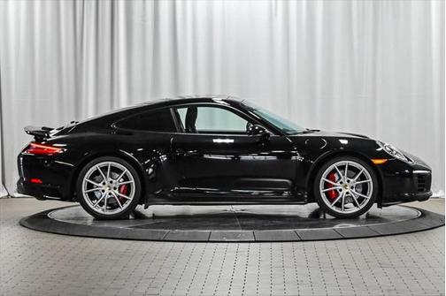 2017 Porsche 911 Carrera S