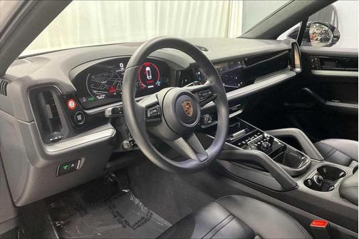 2024 Porsche Cayenne Coupe AWD