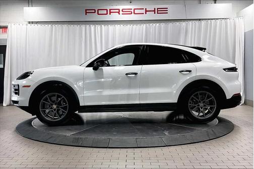2024 Porsche Cayenne Coupe AWD