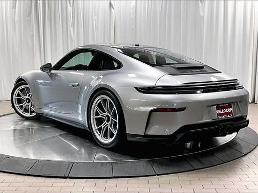GT SILVER MET 2026 Porsche 911 GT3 w/Touring Package