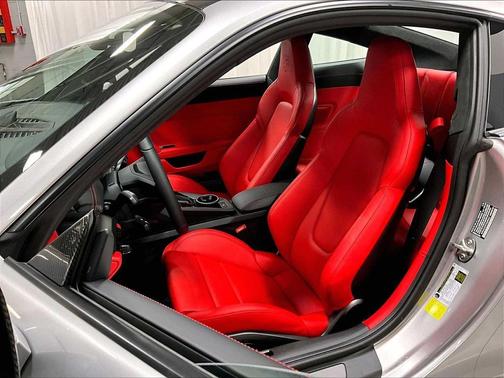 GT SILVER MET 2026 Porsche 911 GT3 w/Touring Package