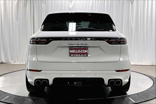 2021 Porsche Cayenne Turbo