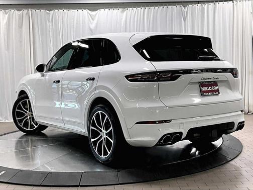 2021 Porsche Cayenne Turbo