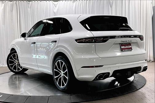 2021 Porsche Cayenne Turbo
