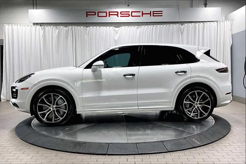2021 Porsche Cayenne Turbo