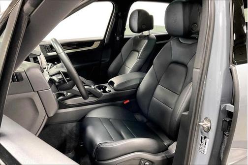 2024 Porsche Cayenne