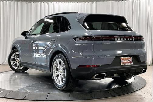 2024 Porsche Cayenne