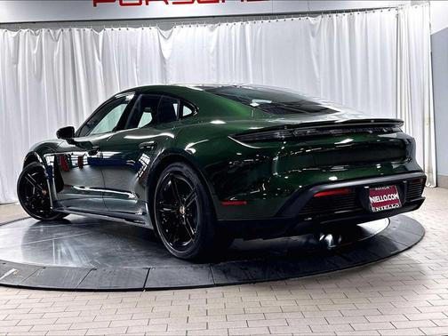 OAK GREEN MET 2026 Porsche Taycan Black Edition