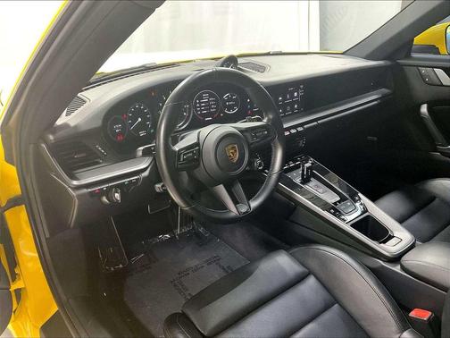 2022 Porsche 911 Carrera 4S