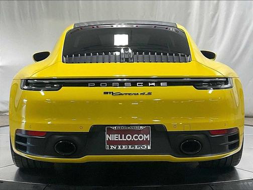 2022 Porsche 911 Carrera 4S